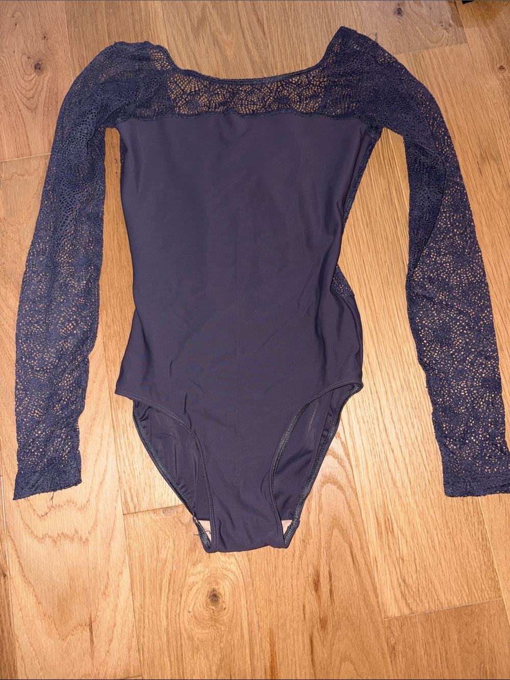 Eleve long sleeve leotard